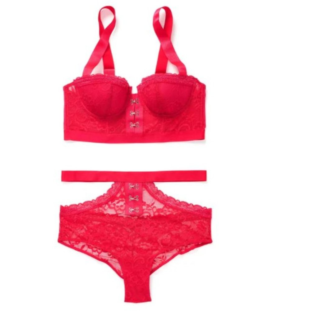 Adore Me Set